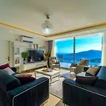 Stunning Sea View Luxury In Villa