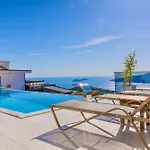 Stunning Sea View Luxury In 卡尔坎