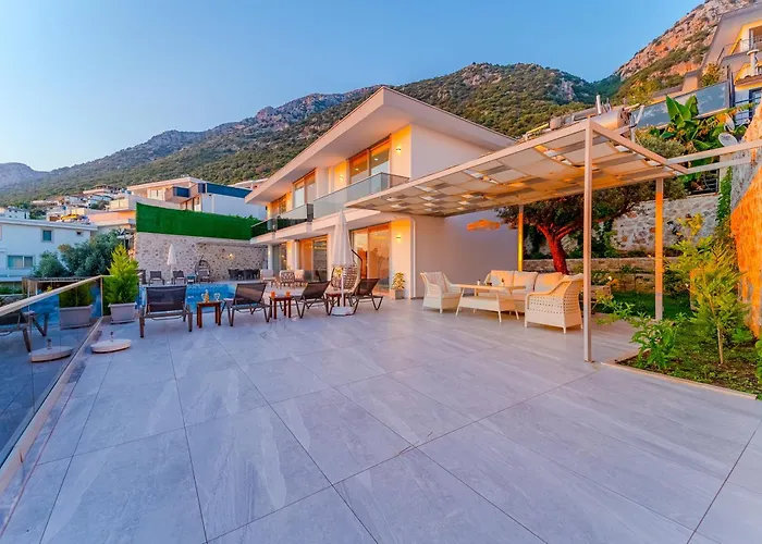 Stunning Sea View Luxury In Villa