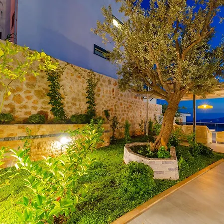 Stunning Sea View Luxury In Villa *